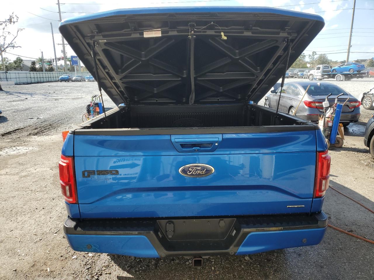 2015 Ford F-150 VIN 1FTFX1EF8FFA67802 Copart auction photo, side / rear end damage thumbnail 6