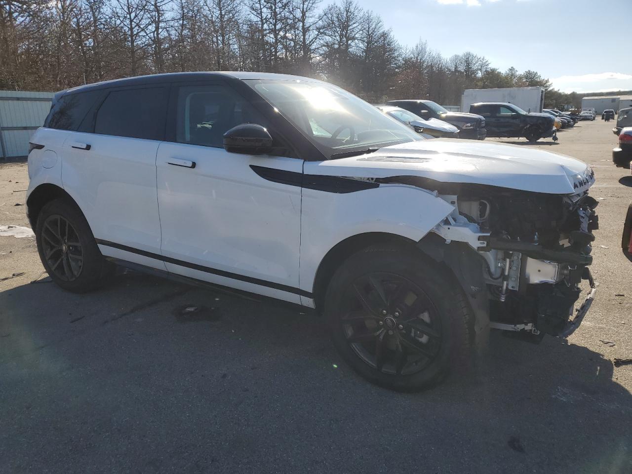 2024 Land Rover Range Rover VIN SALZL2FX6RH261333 Copart auction photo, front end / rear end damage thumbnail 4