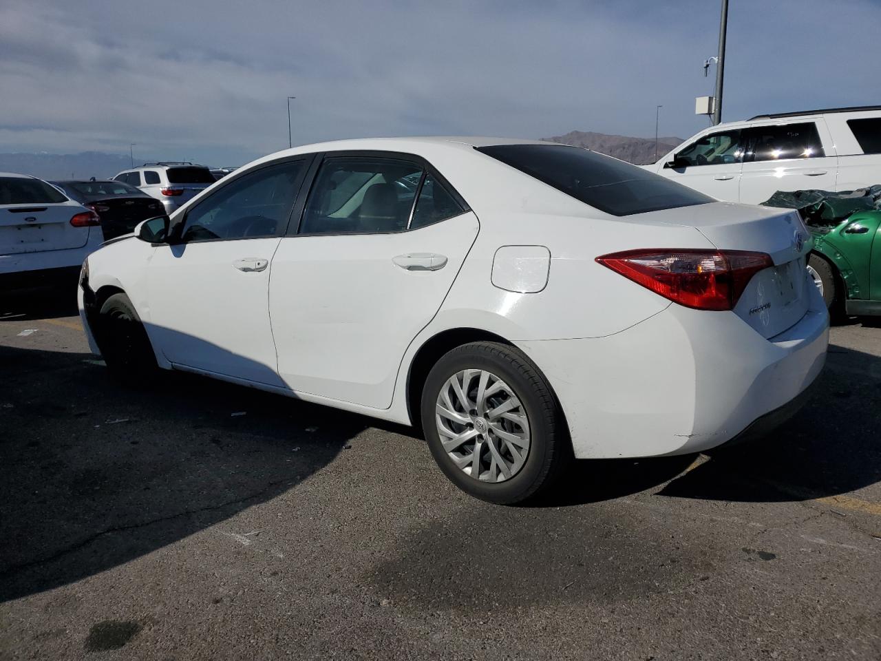 2018 Toyota Corolla VIN 2T1BURHE8JC066529 Copart auction photo, front end damage thumbnail 2