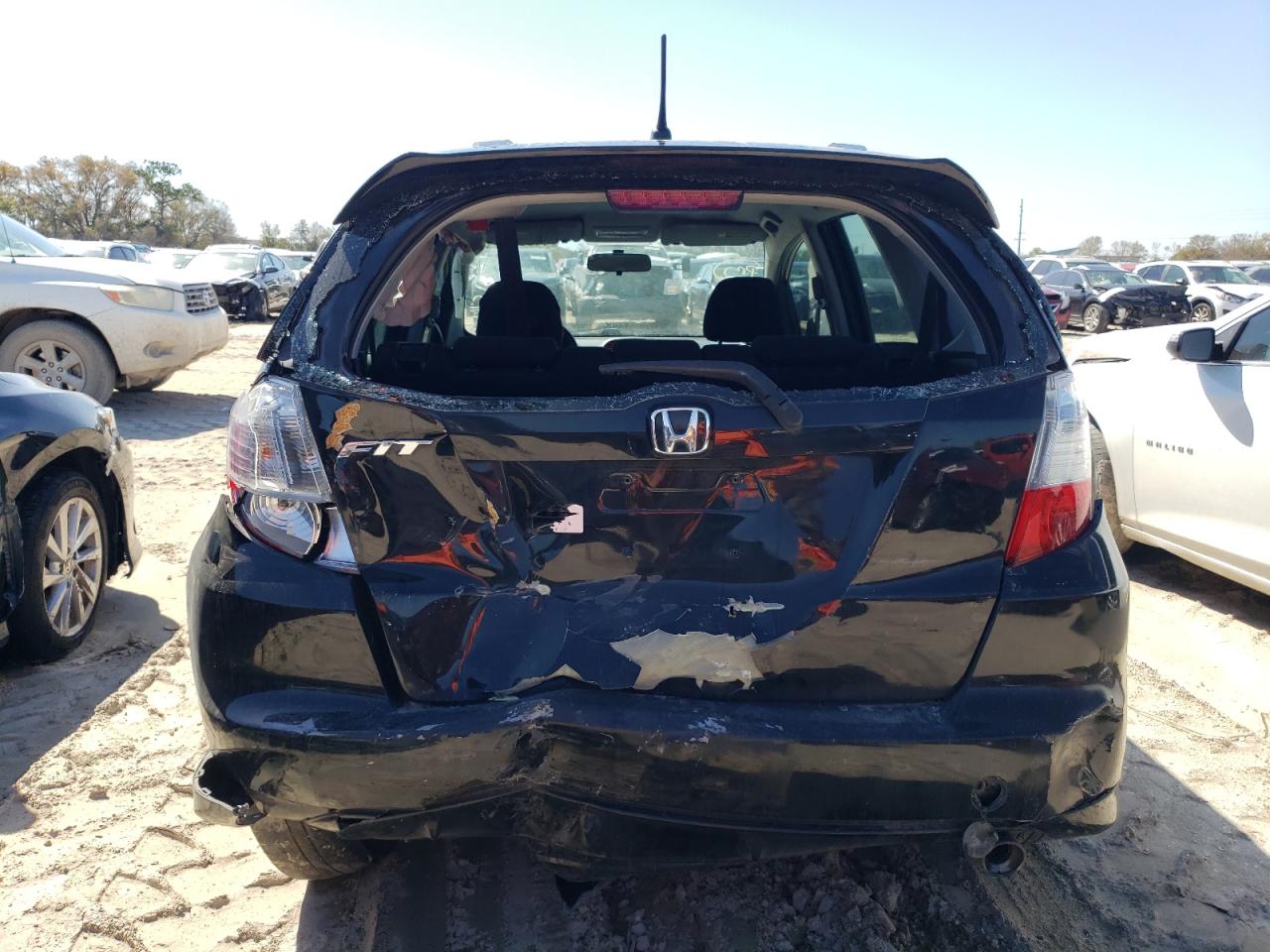 2010 Honda Fit VIN JHMGE8H42AS019871 Copart auction photo, rear end / side damage thumbnail 6