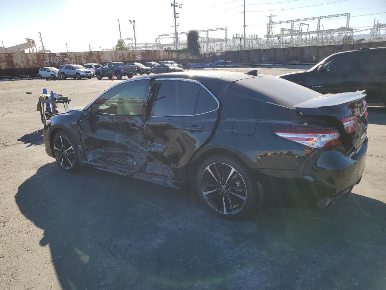 2020 Toyota Camry VIN 4T1K61AKXLU992055 Copart auction photo, side / rear end damage thumbnail 2