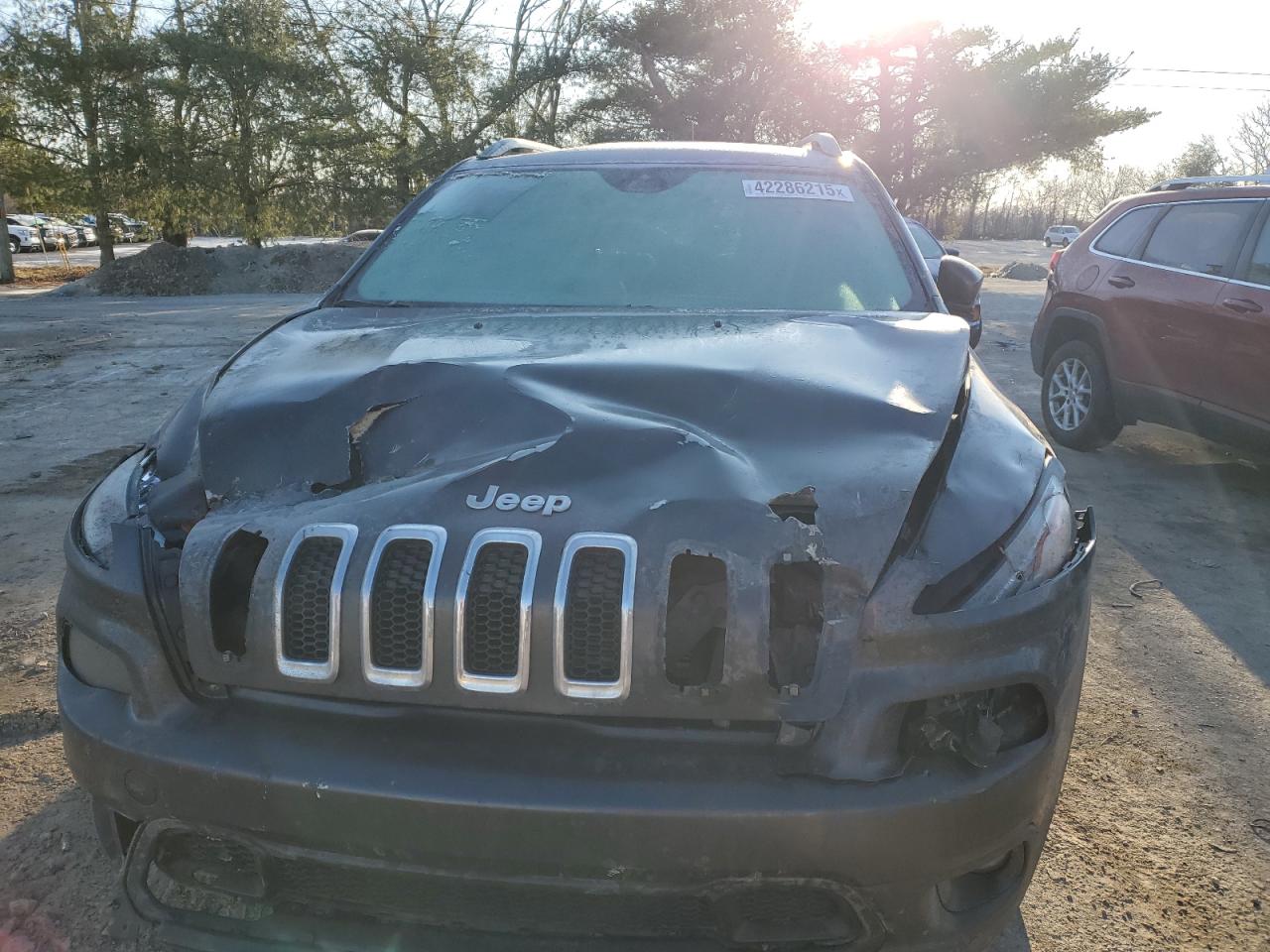 2015 Jeep Grand Cherokee VIN 1C4PJLCB9FW518043 Copart auction photo, rollover / undercarriage damage thumbnail 5