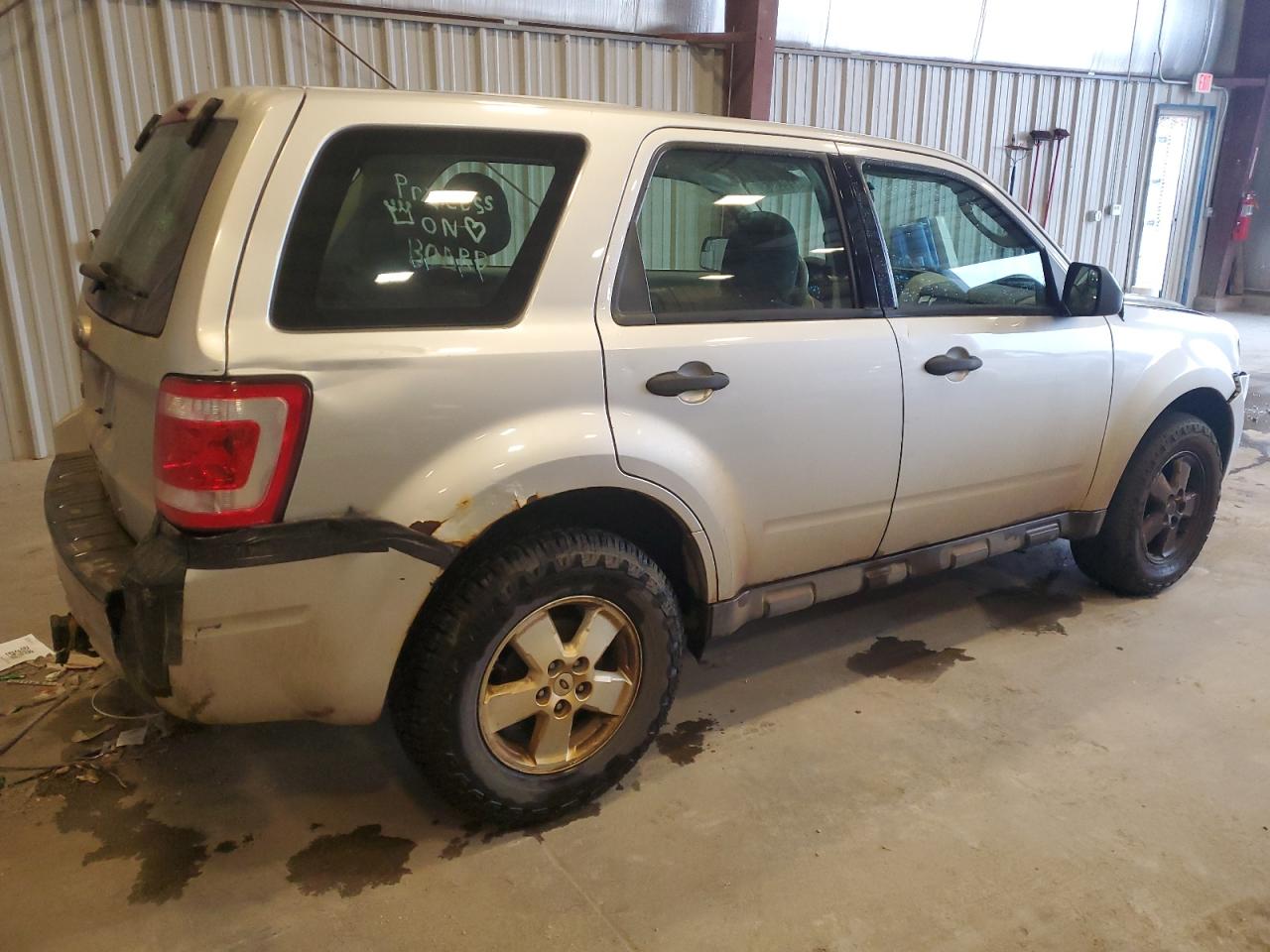 2010 Ford Escape VIN 1FMCU0C74AKC41362 Copart auction photo, front end / rear end damage thumbnail 3