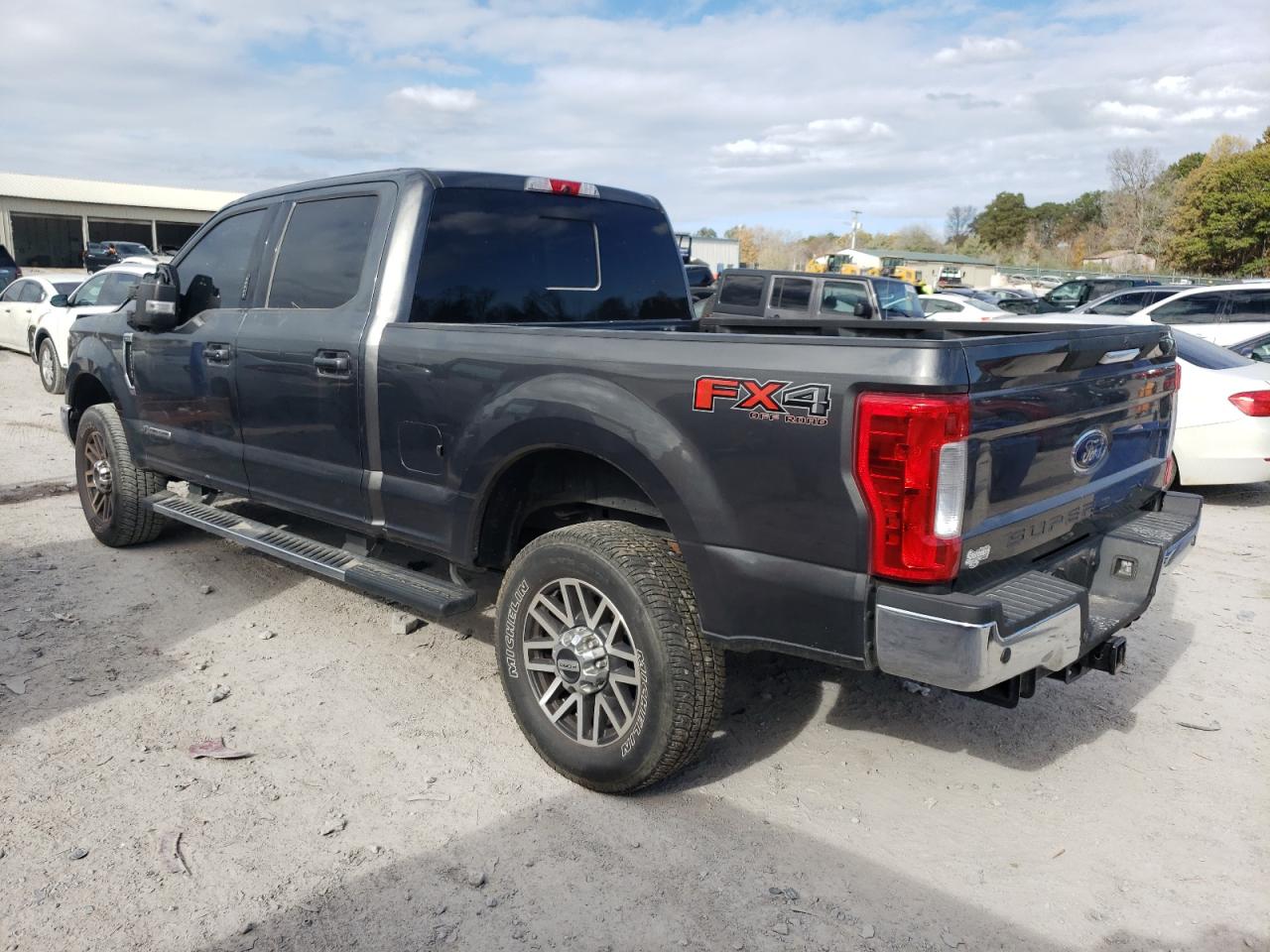 2018 Ford F250 VIN 1FT7W2BTXJEC42072 Copart auction photo, front end / top/roof damage thumbnail 2