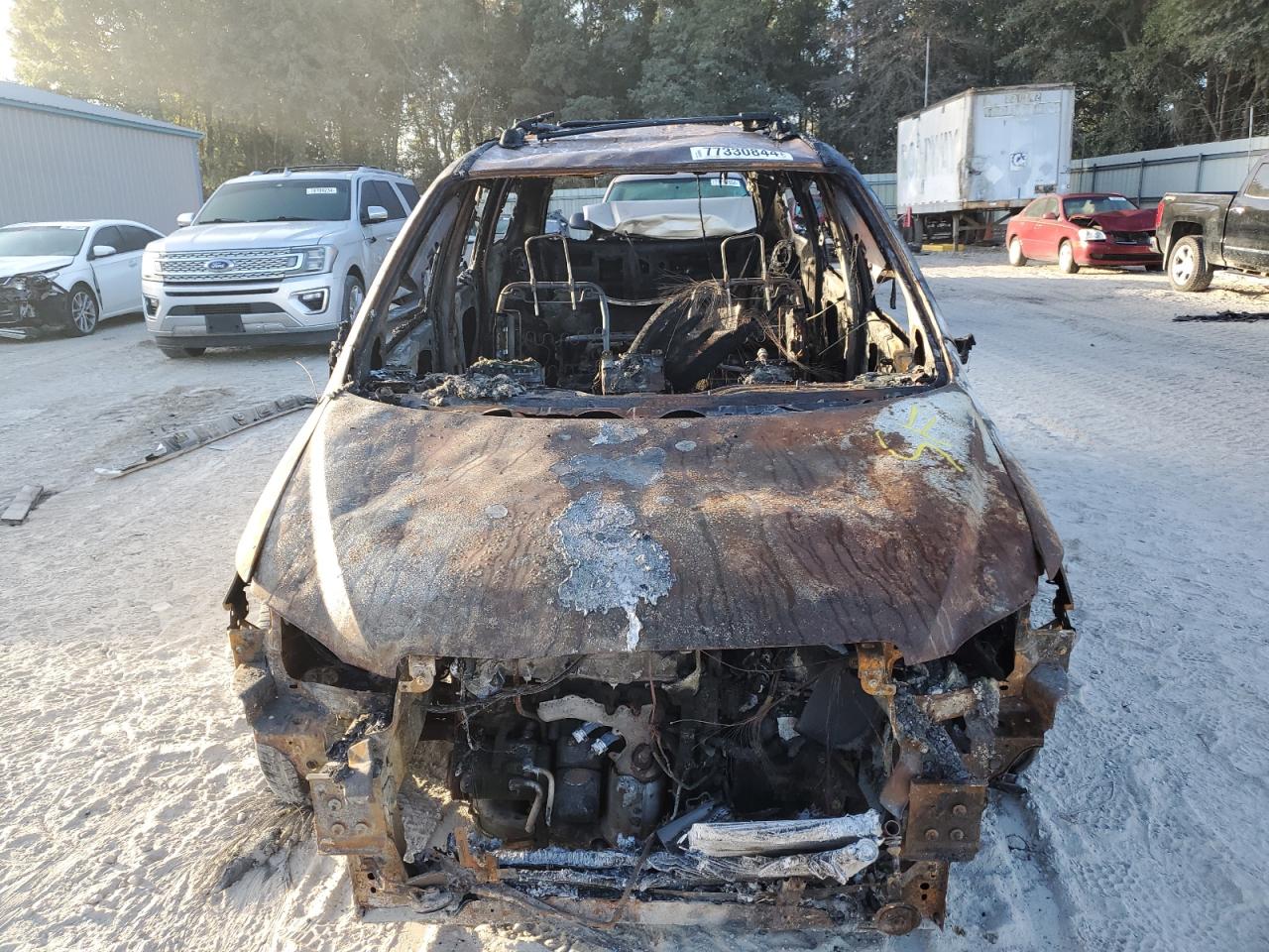 2004 Mazda MPV VIN JM3LW28J740519600 Copart auction photo, burn damage thumbnail 5