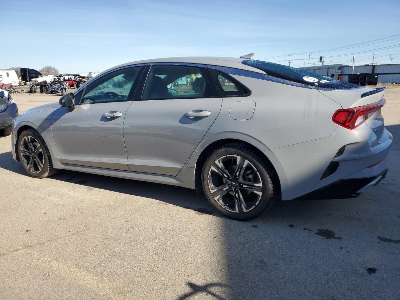 2022 KIA K5 VIN 5XXG64J26NG133758 Copart auction photo, side / front end damage thumbnail 2