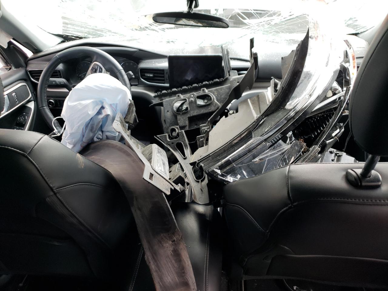 2023 Ford Explorer VIN 1FMSK8DH9PGB43348 Copart auction photo, biohazard/chemical / front end damage thumbnail 8