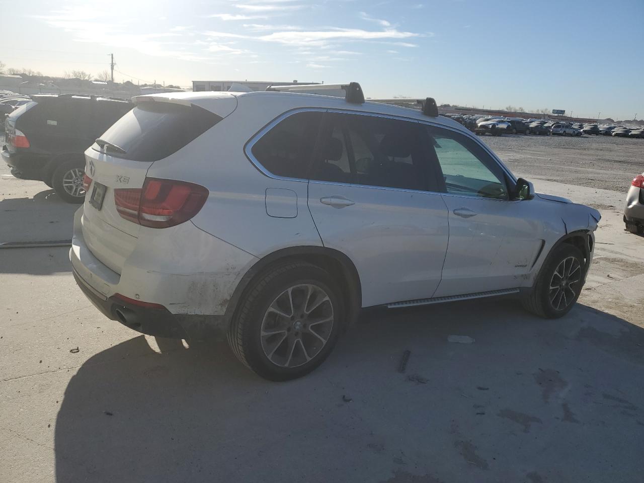 2014 BMW X5 VIN 5UXKR2C59E0H33237 Copart auction photo, front end / minor dent/scratches damage thumbnail 3