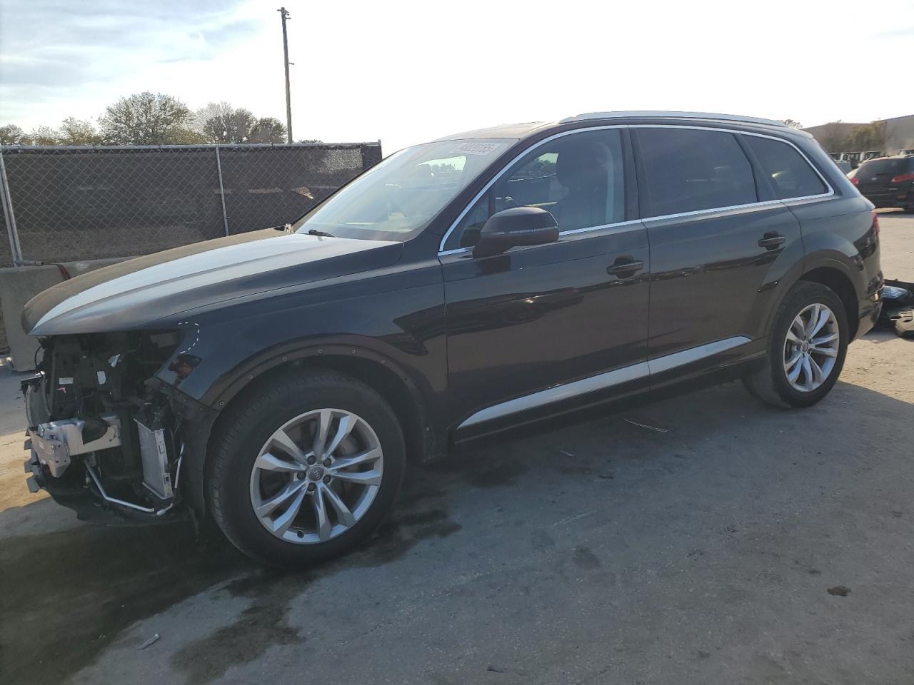 2019 Audi Q7 VIN WA1LAAF7XKD042301