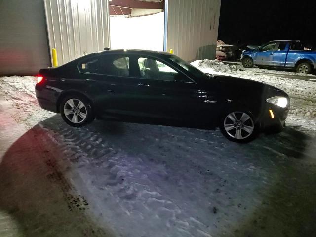 2012 BMW 5er VIN WBAXG5C56CDW24863 Copart auction photo, vandalism damage thumbnail 13