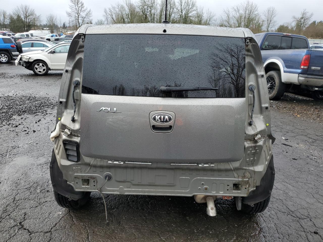 2013 KIA Soul VIN KNDJT2A51D7609290 Copart auction photo, front end / side damage thumbnail 6