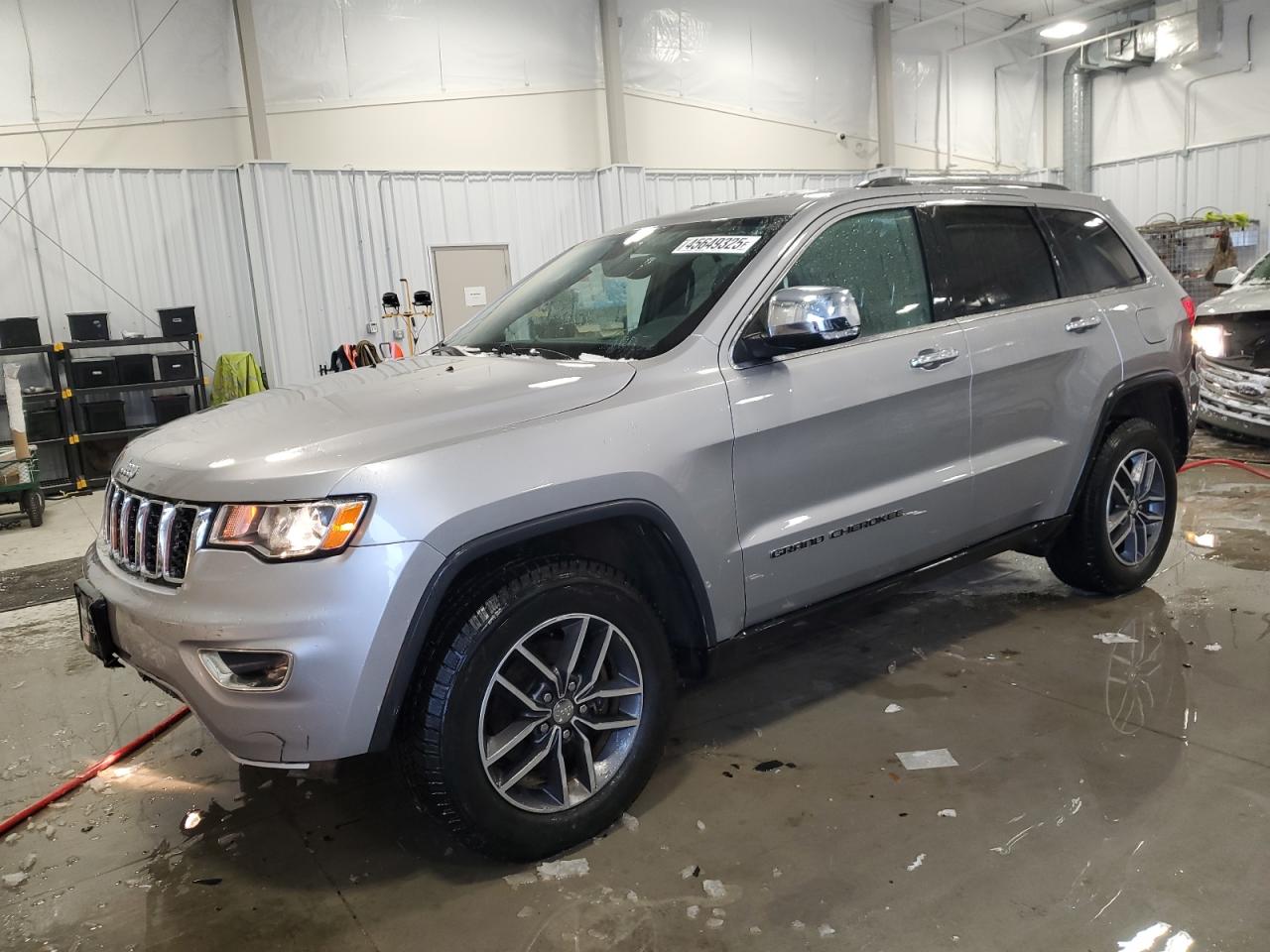 2017 Jeep Grand Cherokee VIN 1C4RJFBG0HC914891
