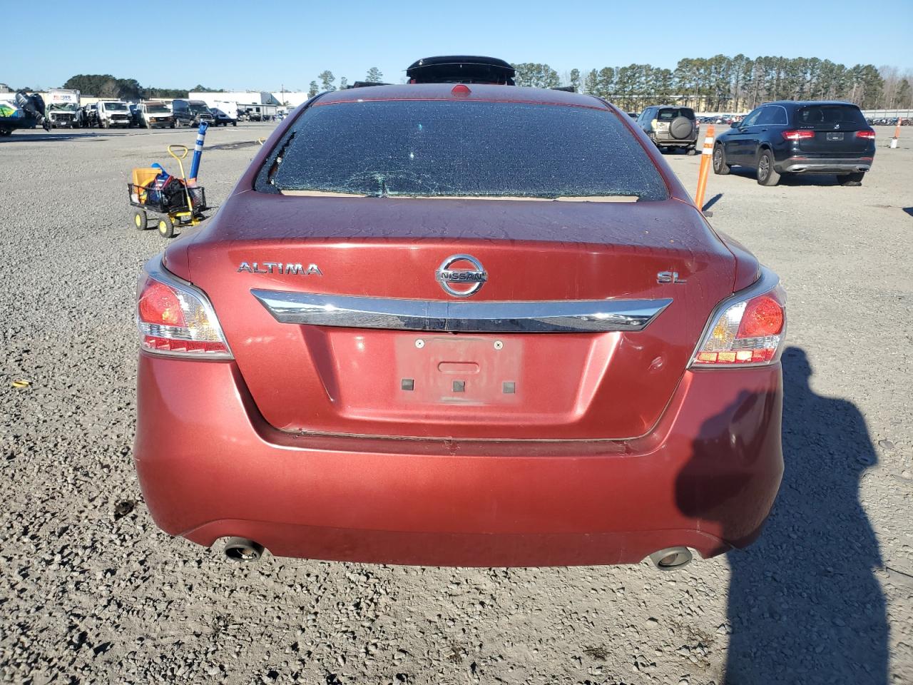 2015 Nissan Altima VIN 1N4AL3AP1FC163150 Copart auction photo, vandalism damage thumbnail 6