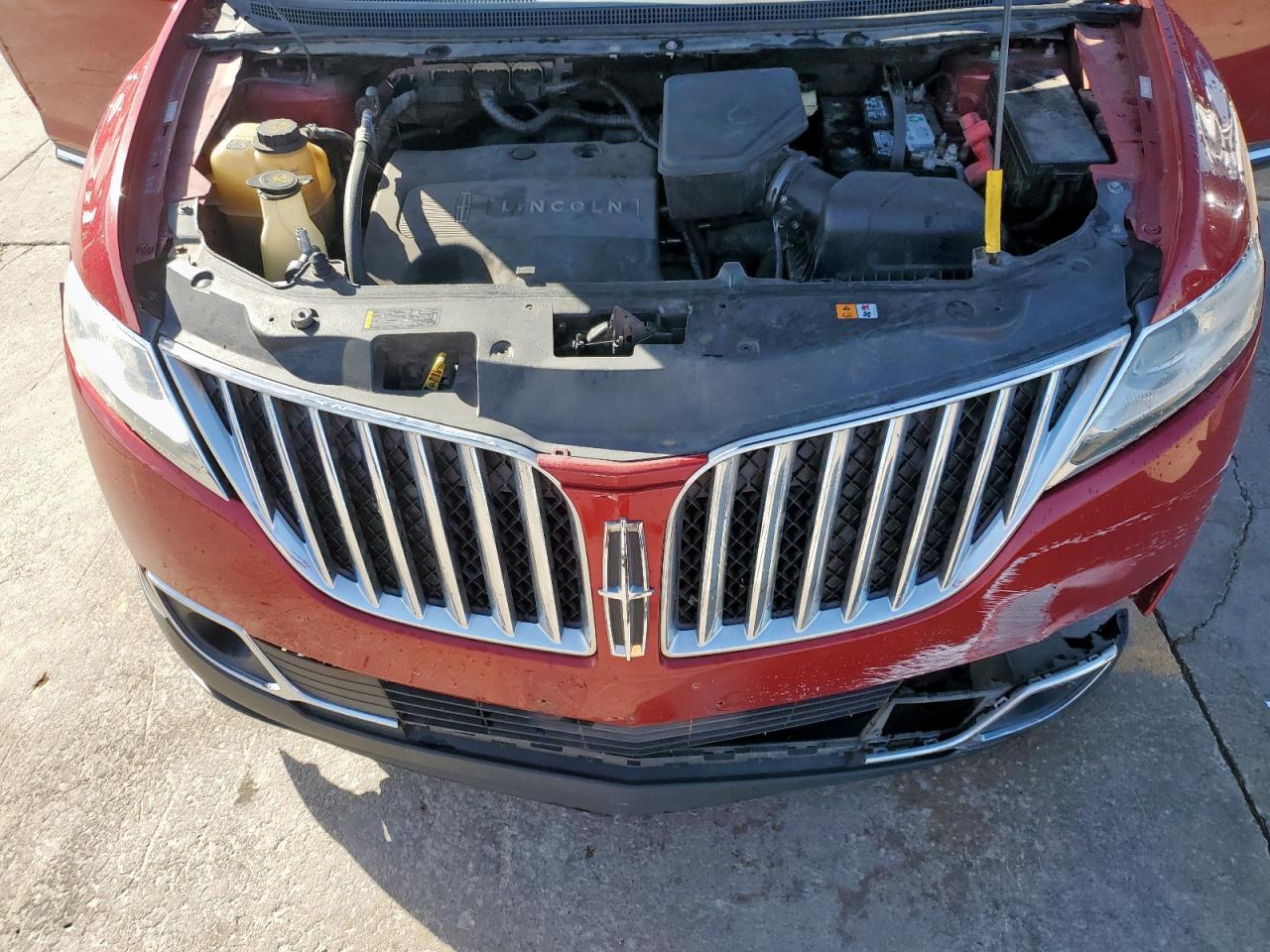 2013 Lincoln MKX VIN 2LMDJ6JK2DBL35945 Copart auction photo, front end / side damage thumbnail 14