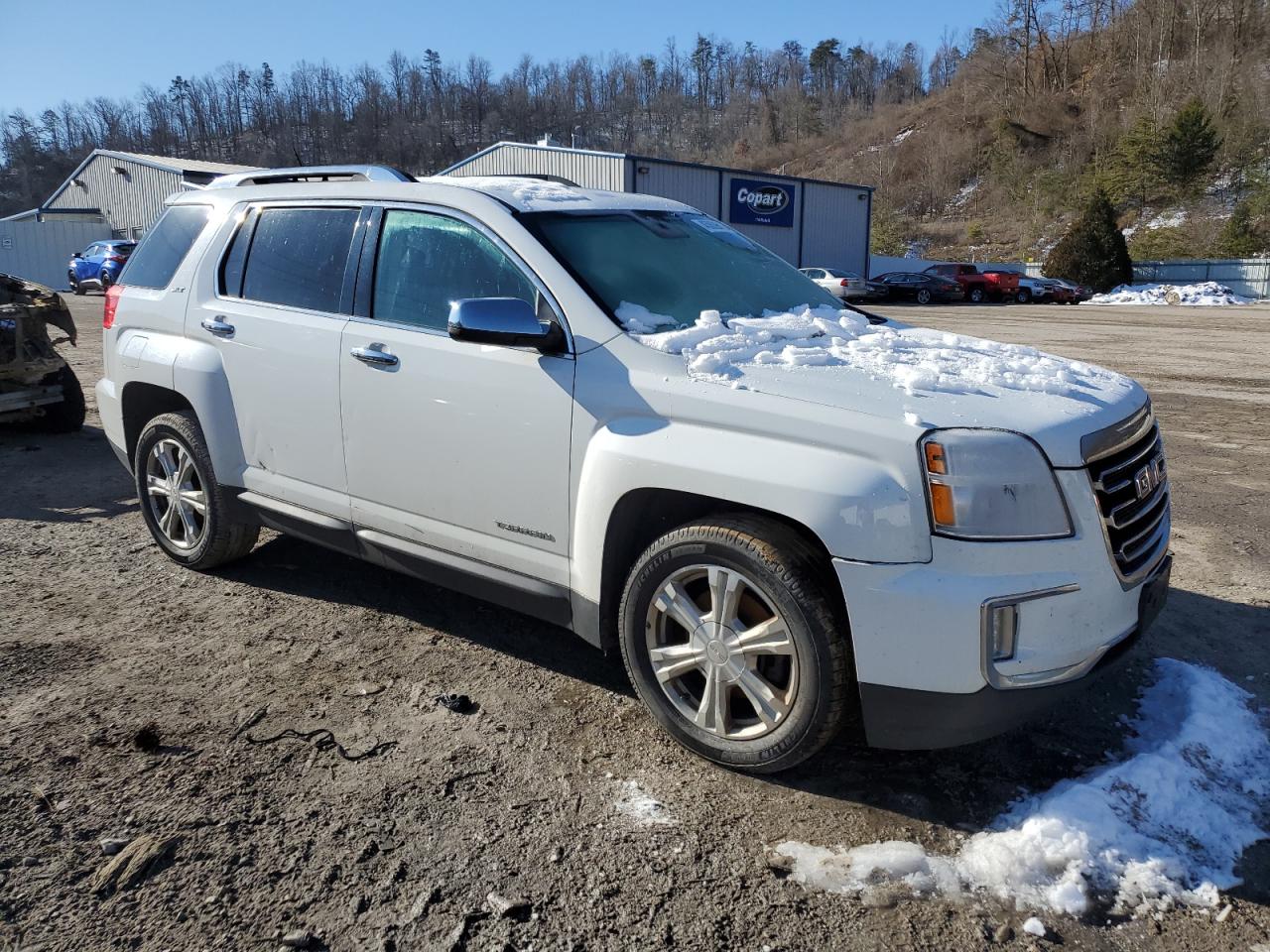 2017 GMC Terrain VIN 2GKFLUEK0H6328965 Copart auction photo, minor dent/scratches damage thumbnail 4