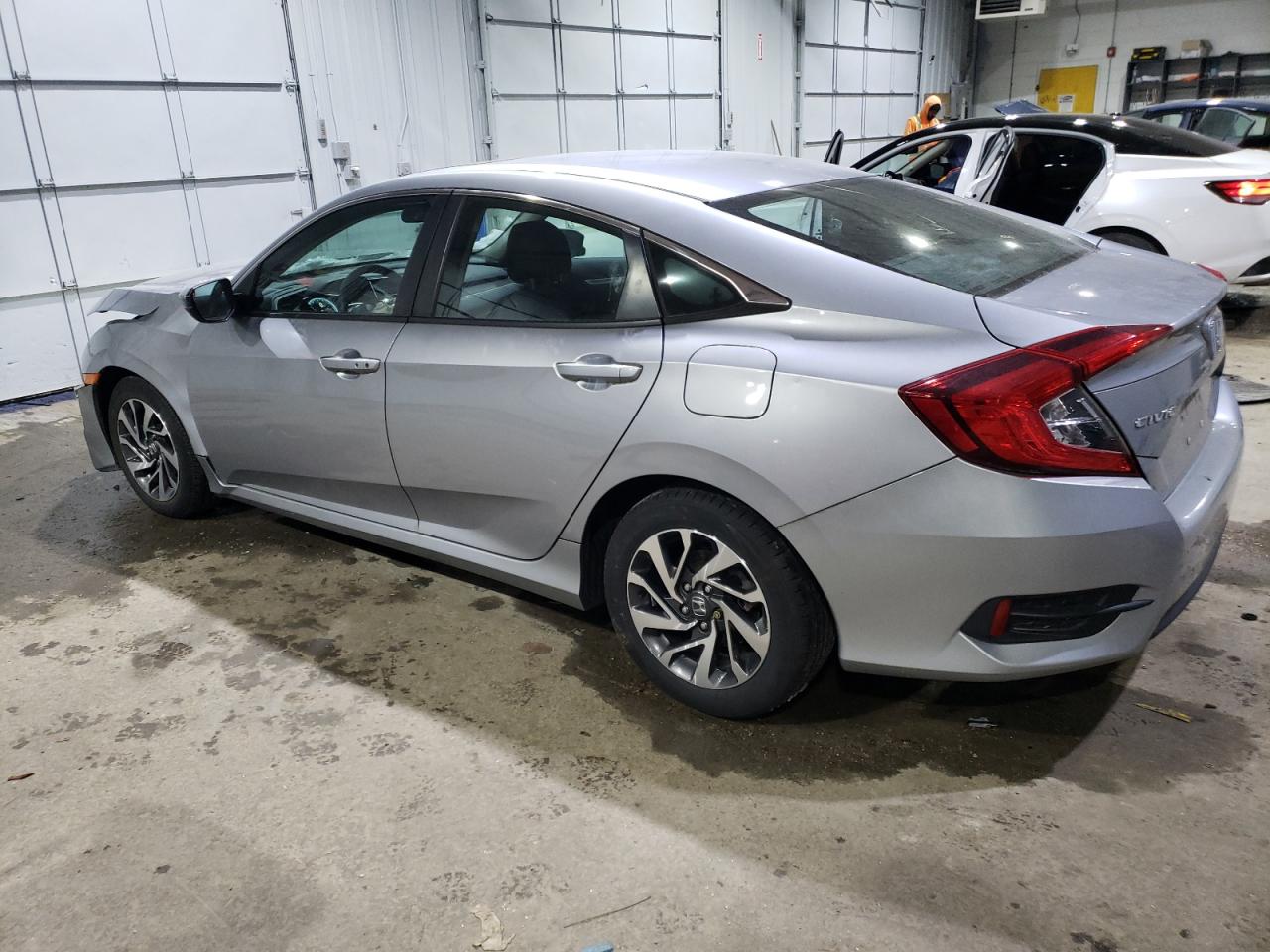 2016 Honda Civic VIN 19XFC2F79GE031623 Copart auction photo, front end damage thumbnail 2