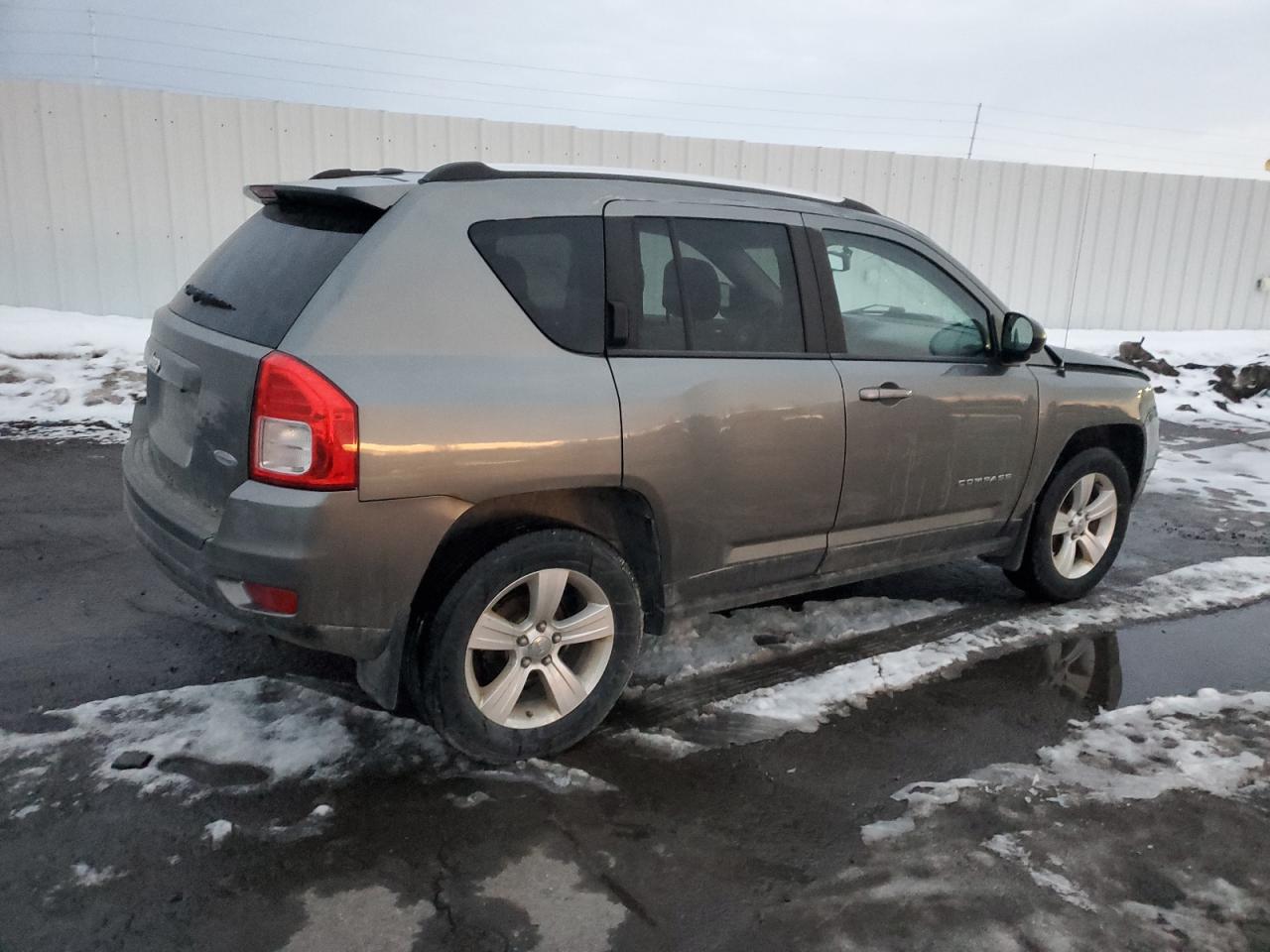 2013 Jeep Compass VIN 1C4NJDEB5DD246108 Copart auction photo, front end / minor dent/scratches damage thumbnail 3
