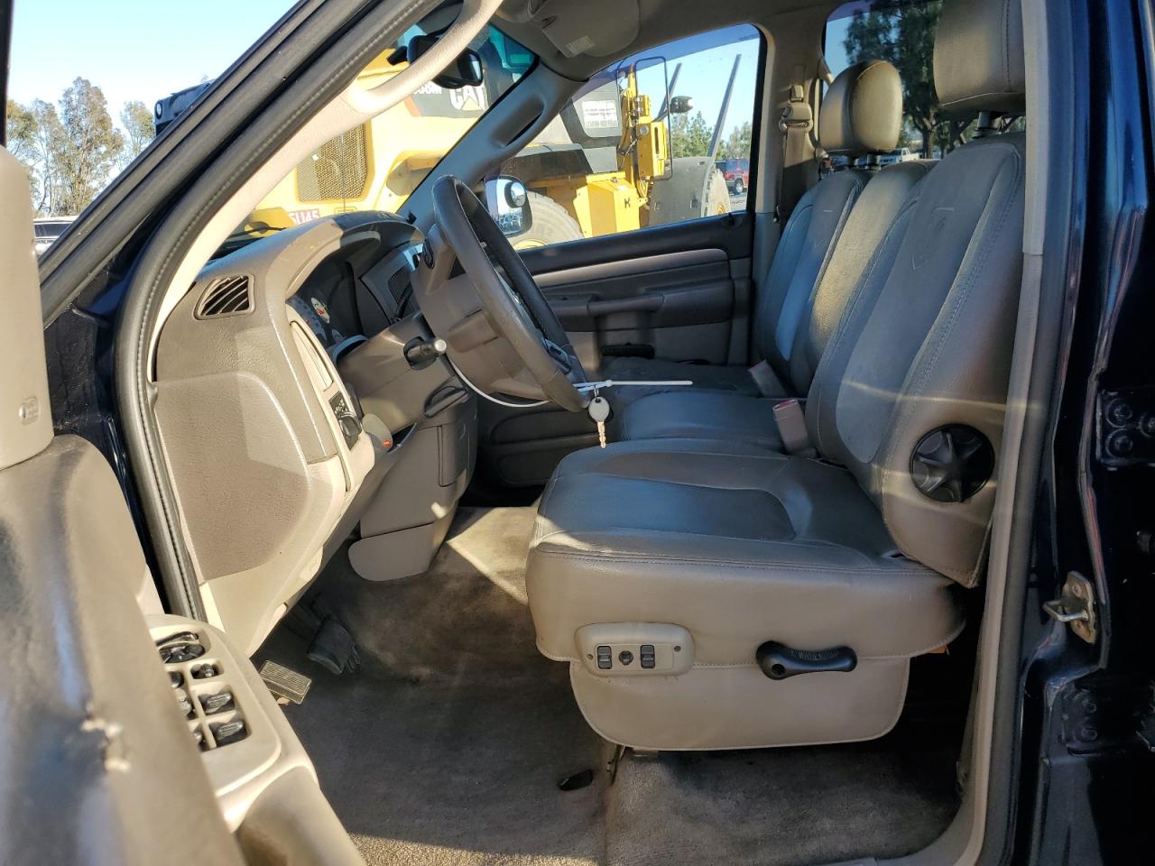 2004 Dodge RAM VIN 1D7HA18D64S734445 Copart auction photo, front end / undercarriage damage thumbnail 7