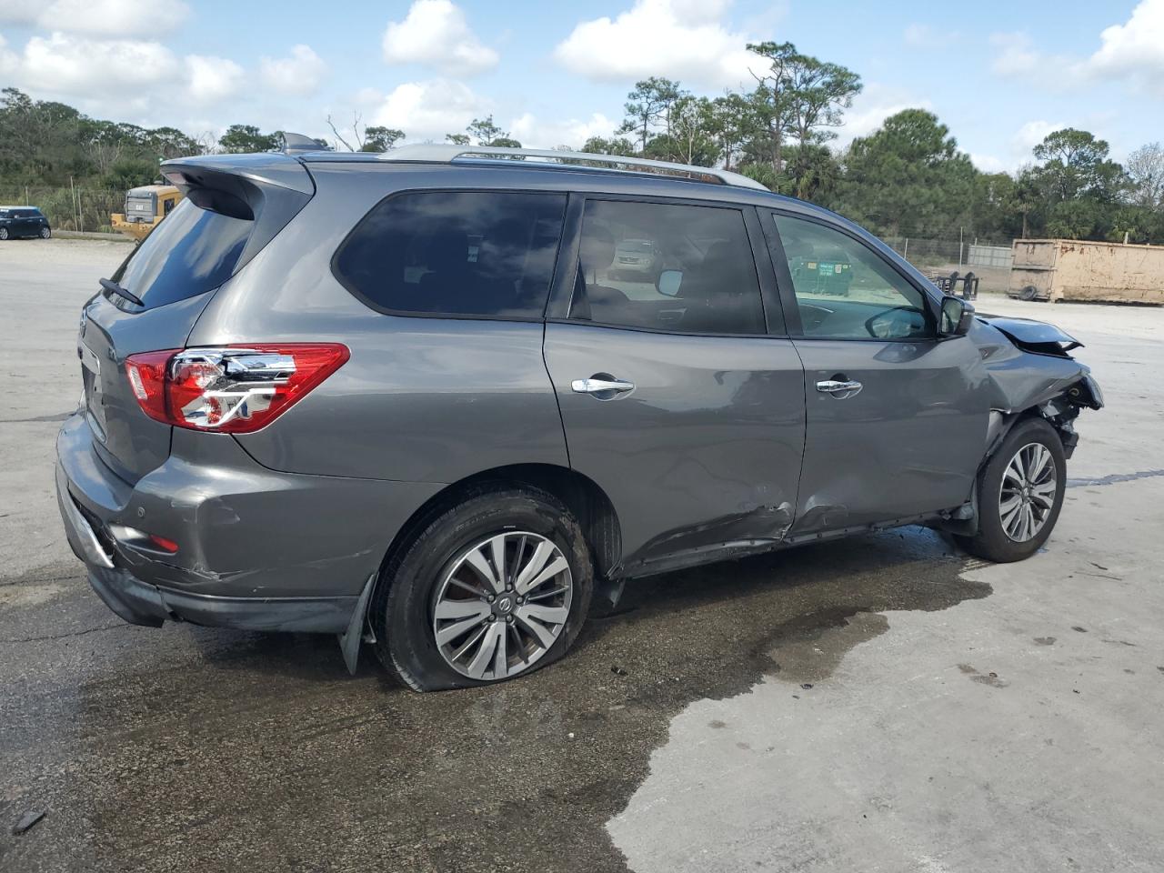 2019 Nissan Pathfinder VIN 5N1DR2MN2KC650051 Copart auction photo, front end / all over damage thumbnail 3