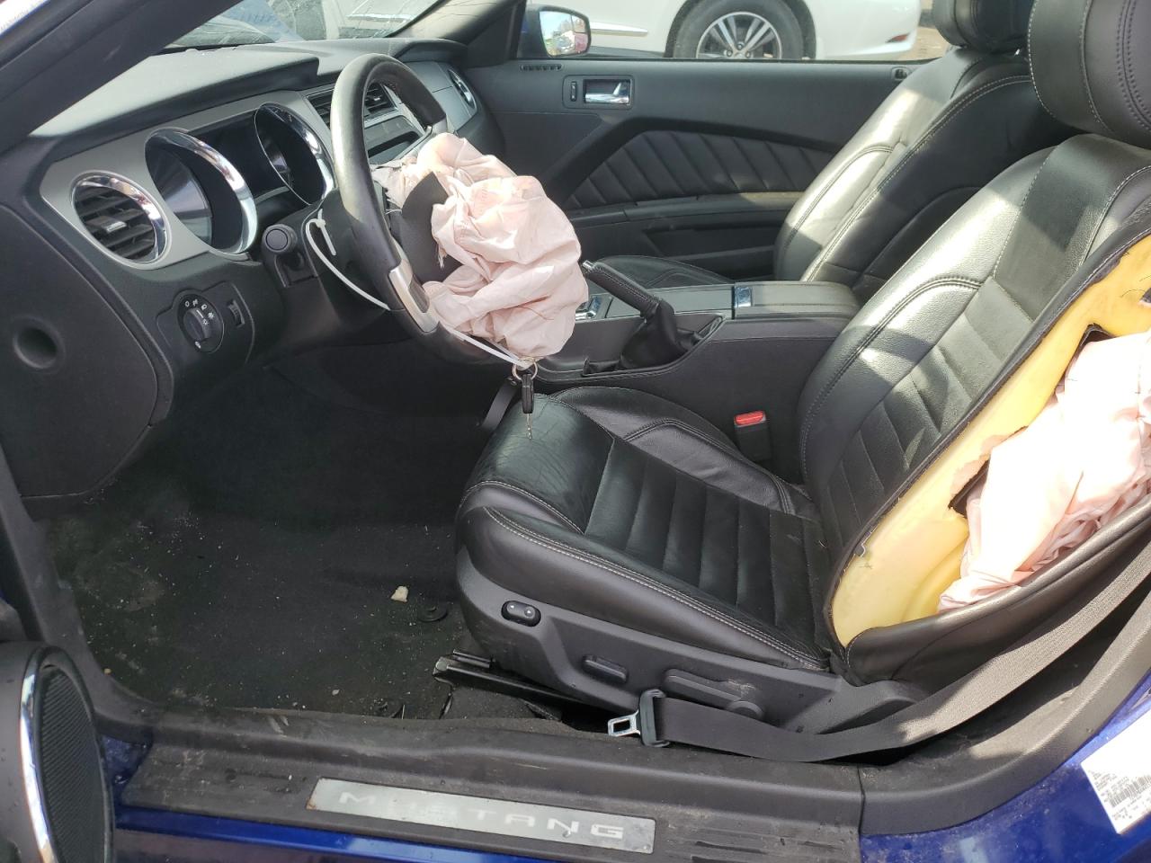 2014 Ford Mustang VIN 1ZVBP8AMXE5303573 Copart auction photo, front end / side damage thumbnail 7