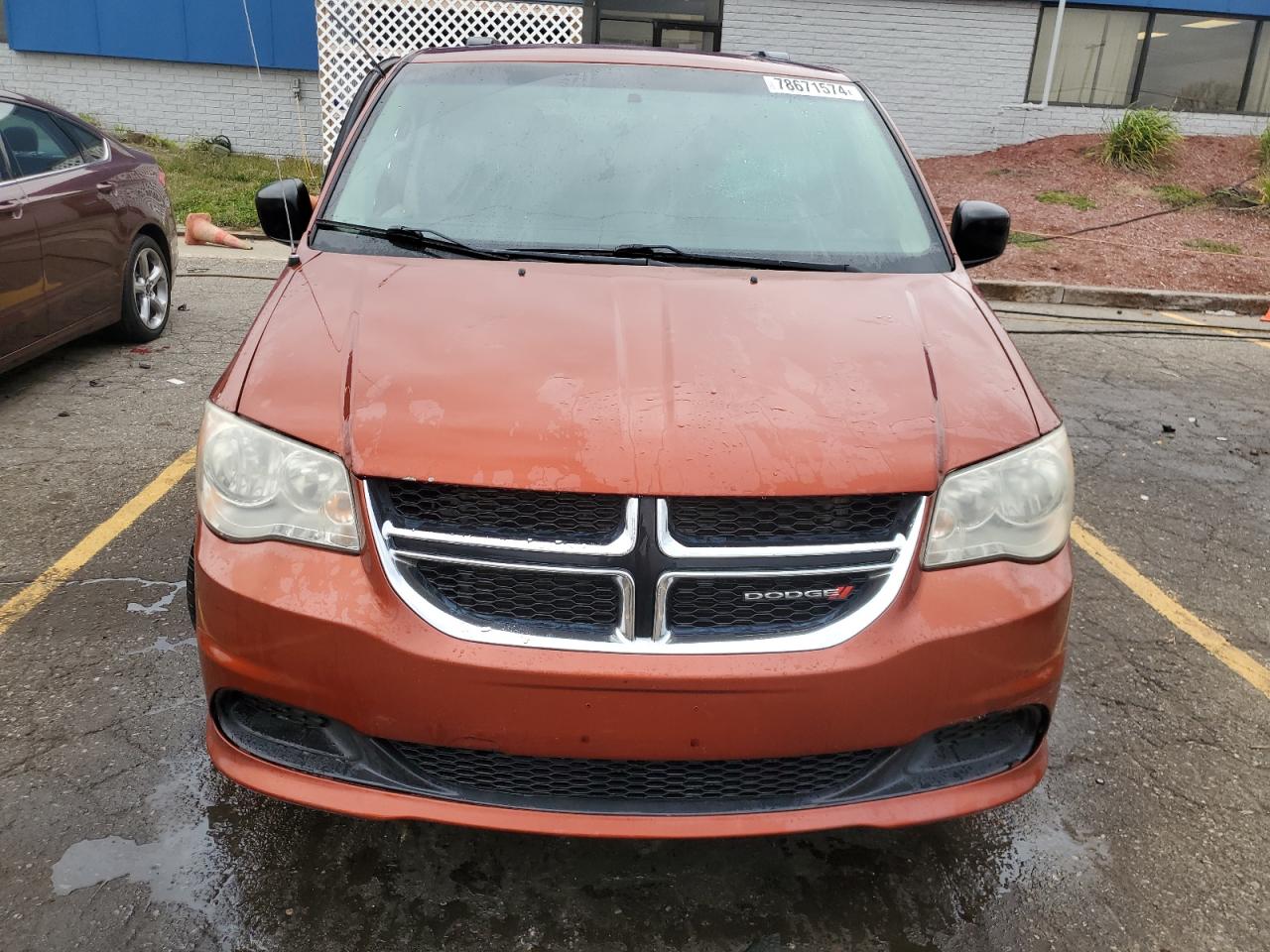 2012 Dodge Caravan VIN 2C4RDGBG0CR253117 Copart auction photo, side / mechanical damage thumbnail 5