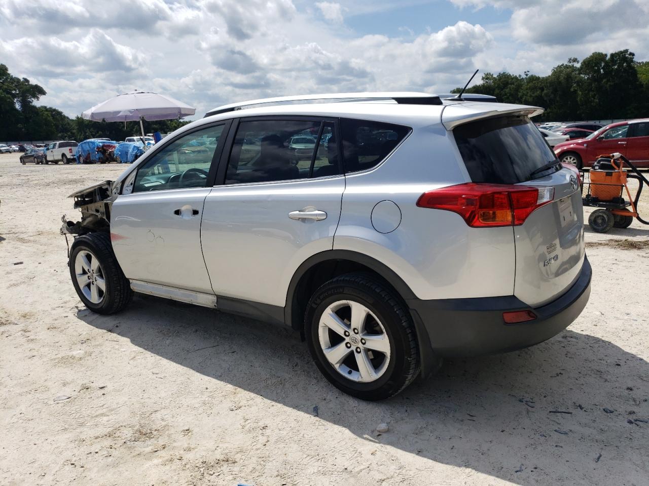 2013 Toyota RAV 4 VIN 2T3WFREV2DW054399 Copart auction photo, front end / minor dent/scratches damage thumbnail 2