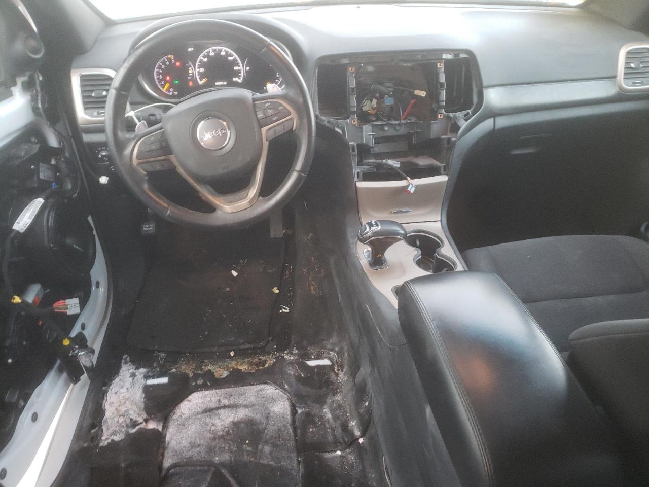 2015 Jeep Grand Cherokee VIN 1C4RJFAG7FC116287 Copart auction photo, burn - interior damage thumbnail 8