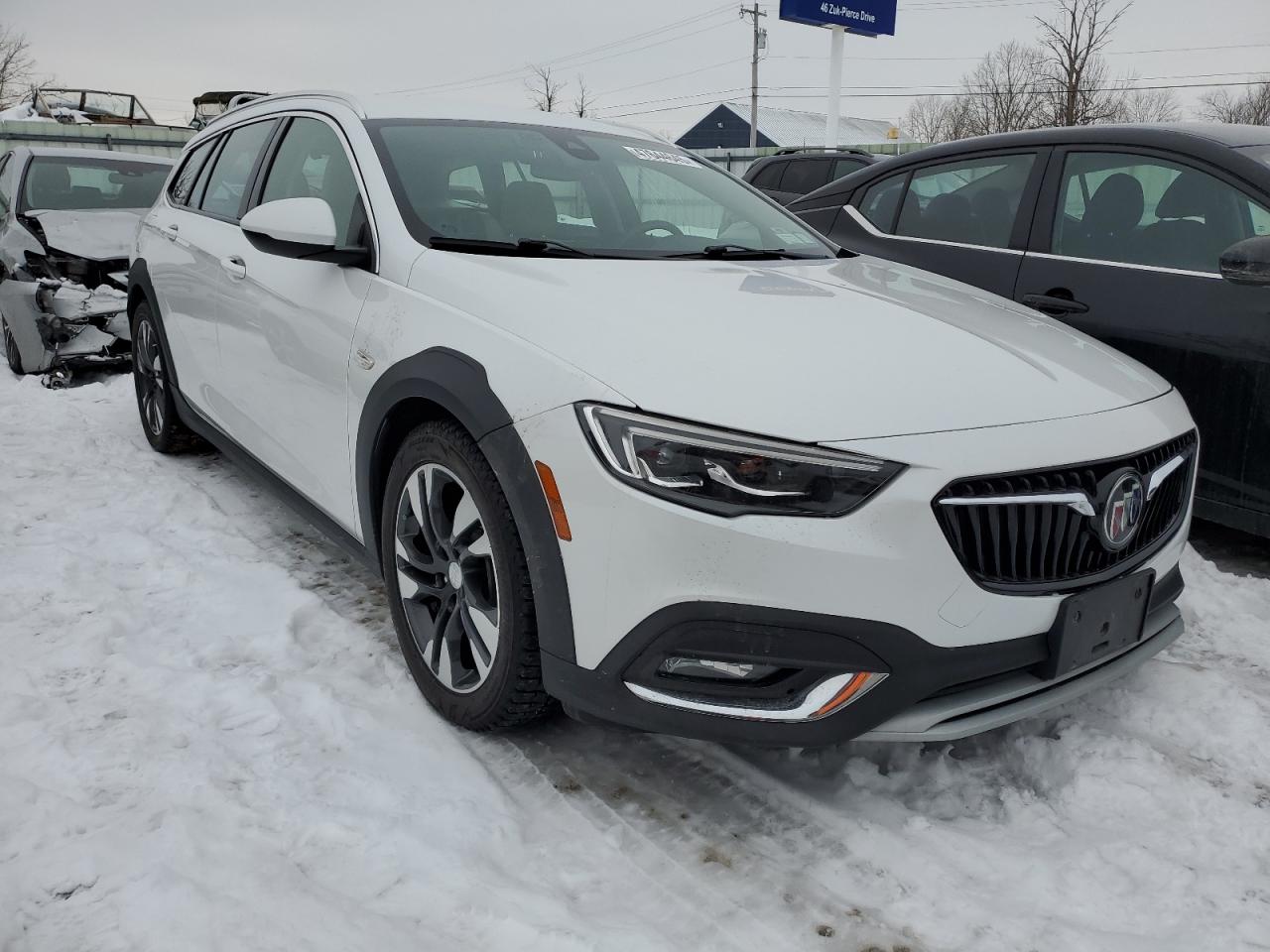 2018 Buick Regal VIN W04GV8SX2J1162419 Copart auction photo, side / minor dent/scratches damage thumbnail 4