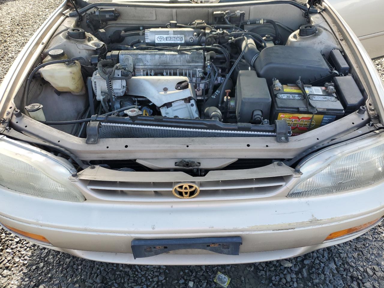 1996 Toyota Camry VIN JT2BG12K0T0343249 Copart auction photo, all over damage thumbnail 11