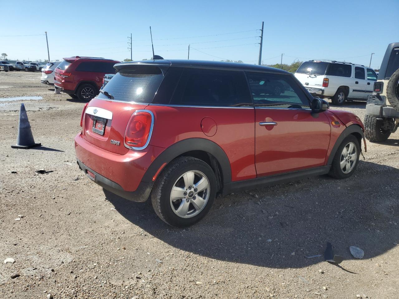 2015 MINI Cooper VIN WMWXM5C52F3A57217 Copart auction photo, front end damage thumbnail 3