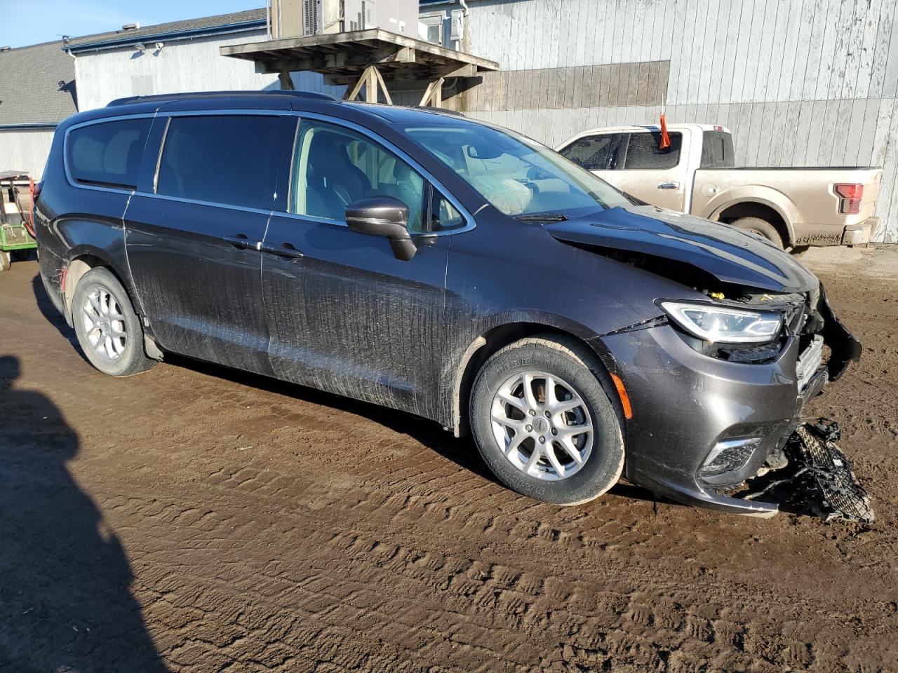 2022 Chrysler Pacifica VIN 2C4RC1BG4NR122050 Copart auction photo, front end / side damage thumbnail 4