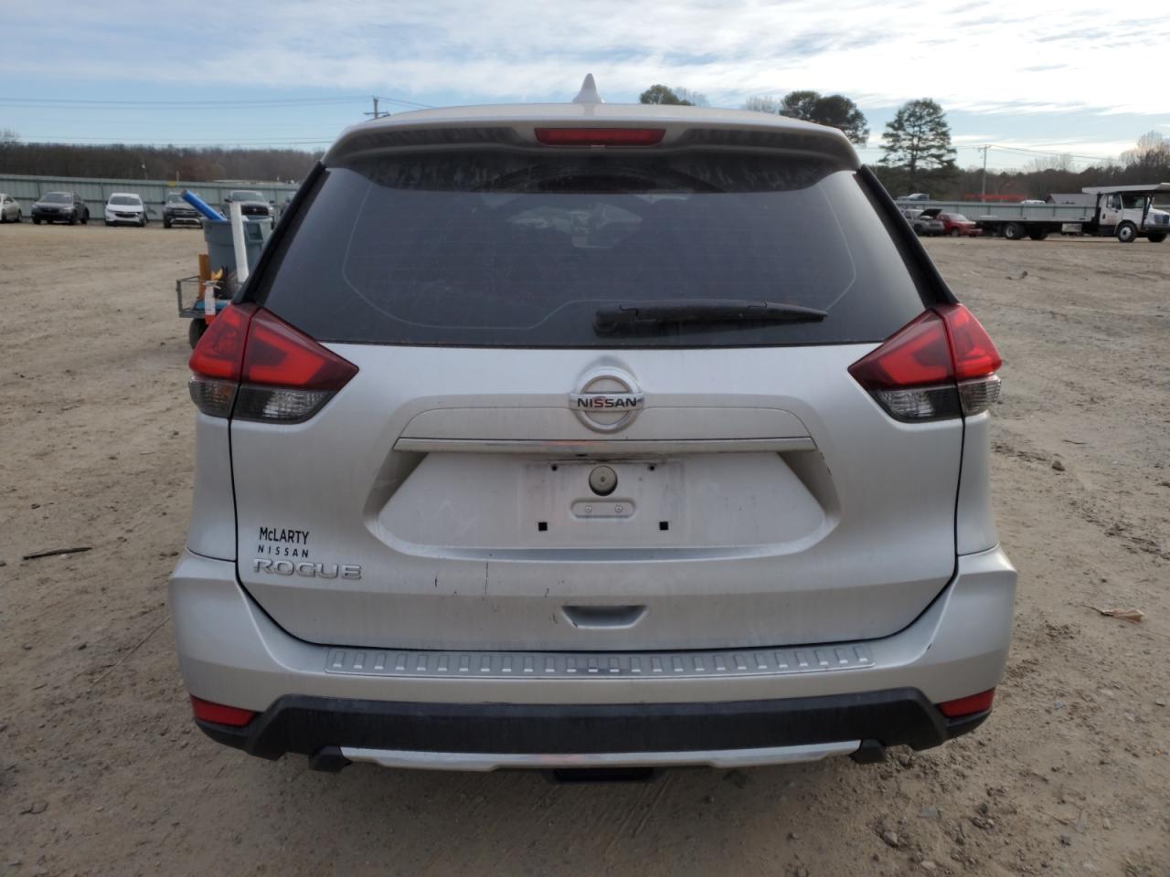 2018 Nissan Rogue VIN KNMAT2MT4JP599490 Copart auction photo, front end / side damage thumbnail 6