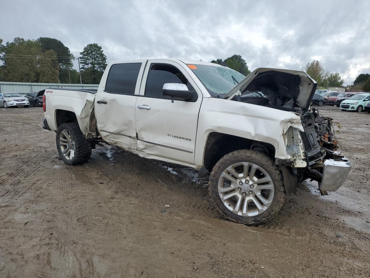 2014 Chevrolet Silverado VIN 3GCUKSEC5EG328852 Copart auction photo, front end / side damage thumbnail 4