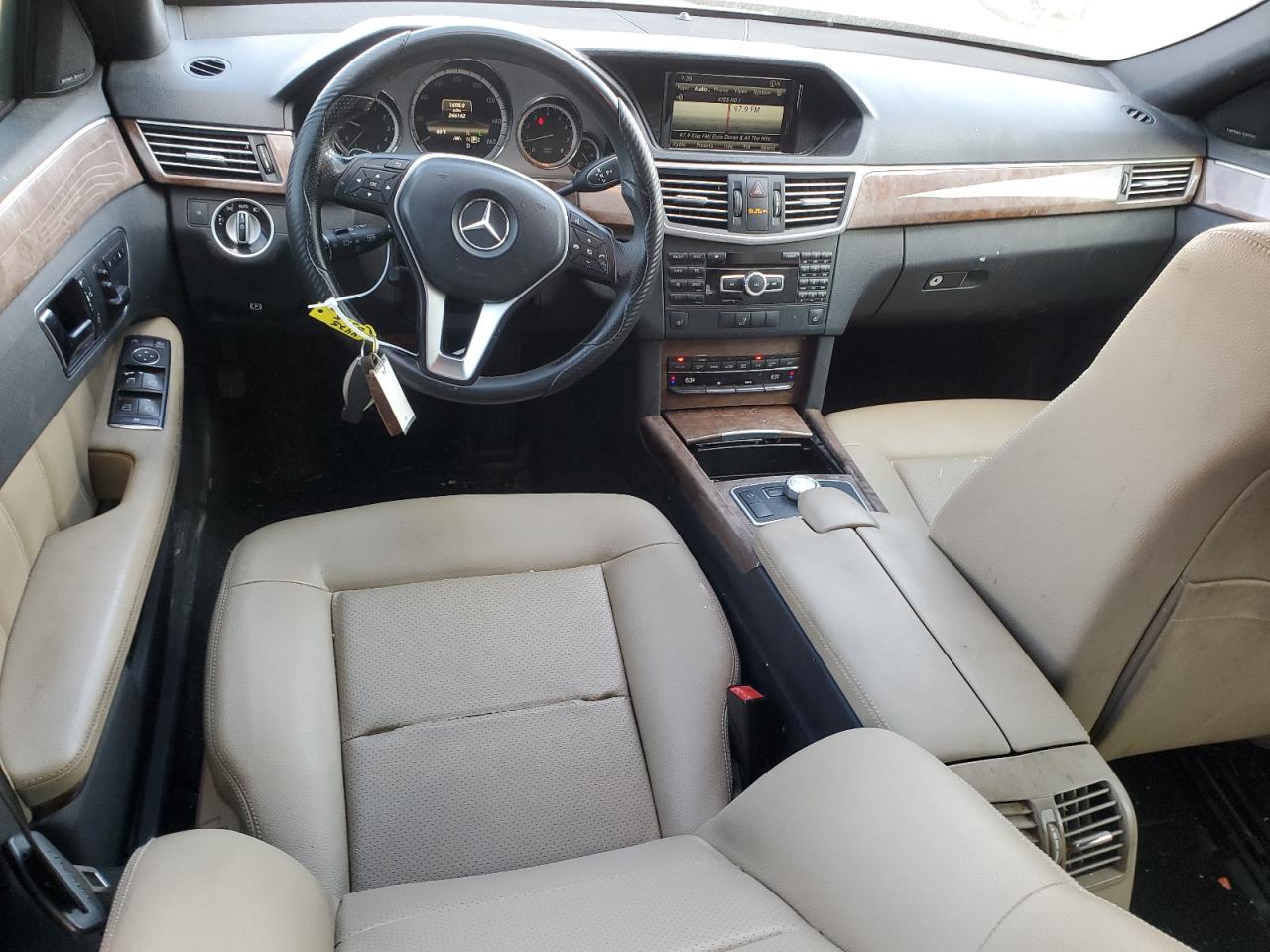 2013 Mercedes-Benz E-klasse VIN WDDHH8JB0DA667313 Copart auction photo, rear end / minor dent/scratches damage thumbnail 8