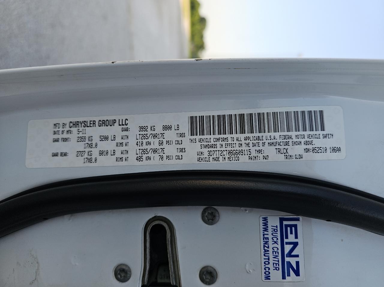 2011 Dodge RAM VIN 3D7TT2CT0BG609115 Copart auction photo, minor dent/scratches / normal wear damage thumbnail 10