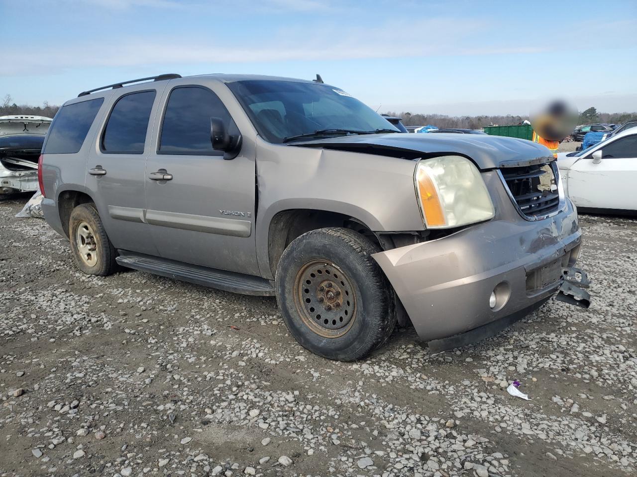 2007 GMC Yukon VIN 1GKFK13087J235373 Copart auction photo, front end damage thumbnail 4
