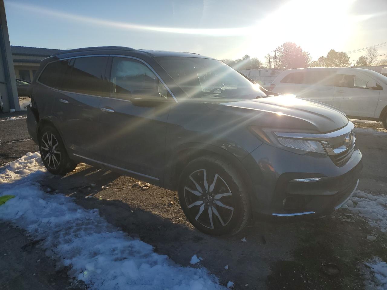 2019 Honda Pilot VIN 5FNYF6H63KB019272 Copart auction photo, rear end damage thumbnail 4