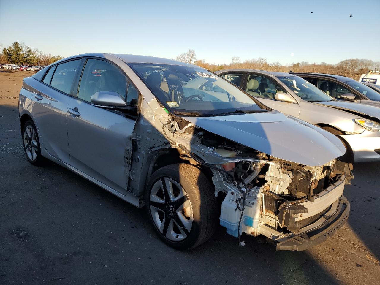 2017 Toyota Prius VIN JTDKARFU9H3041046 Copart auction photo, front end / rear end damage thumbnail 4