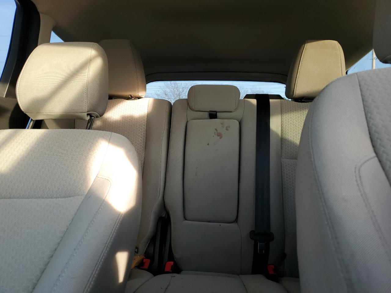 2019 Ford Escape VIN 1FMCU0GD5KUB32527 Copart auction photo, front end damage thumbnail 10