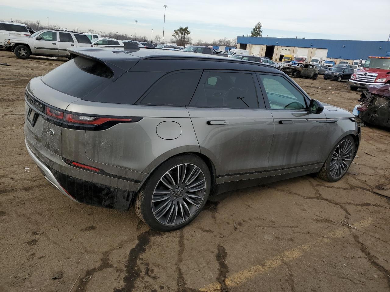 2019 Land Rover Range Rover VIN SALYM2EVXKA232618 Copart auction photo, front end damage thumbnail 3
