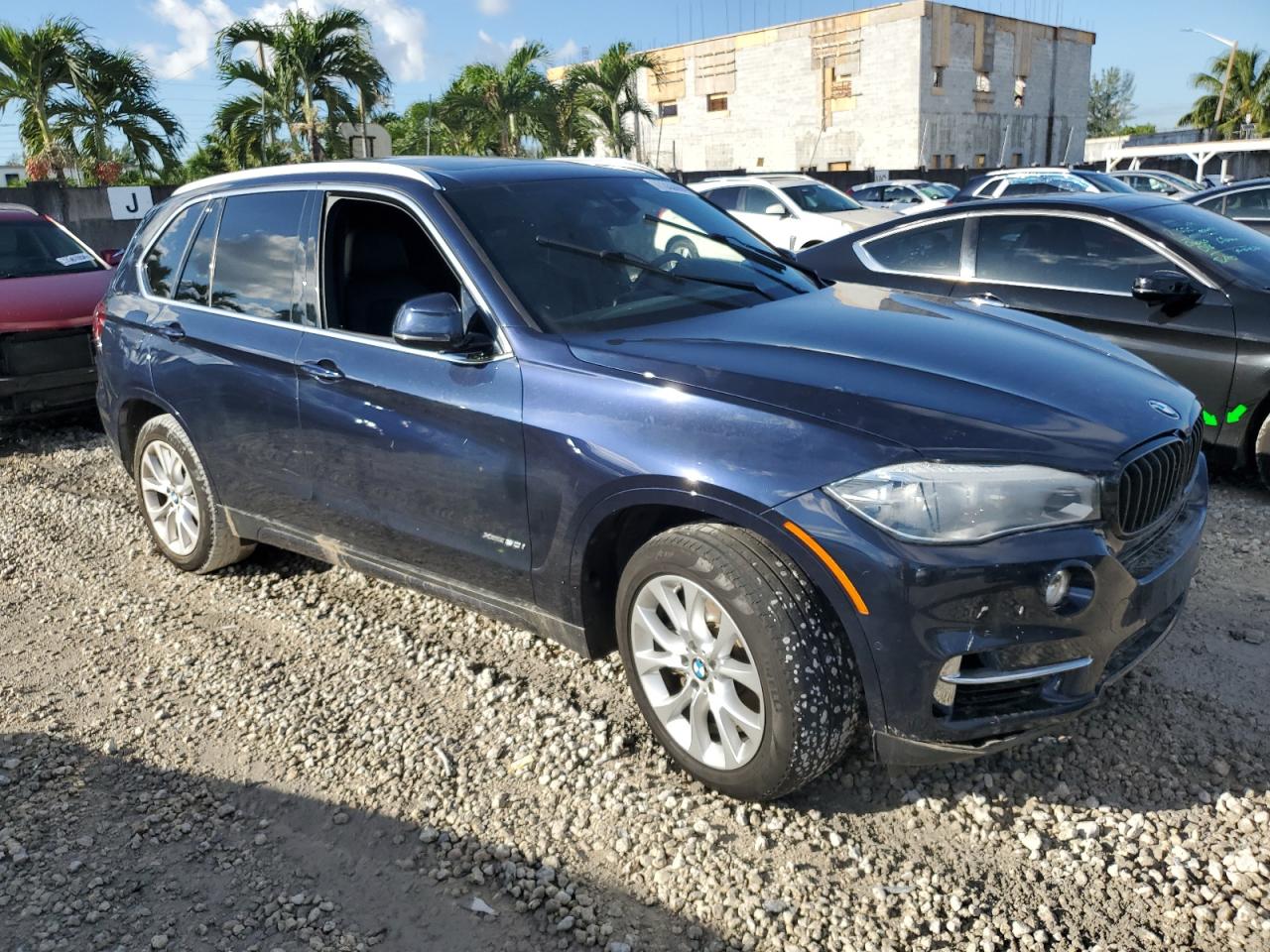 2018 BMW X5 VIN 5UXKR6C57J0U15177 Copart auction photo, water/flood / minor dent/scratches damage thumbnail 4