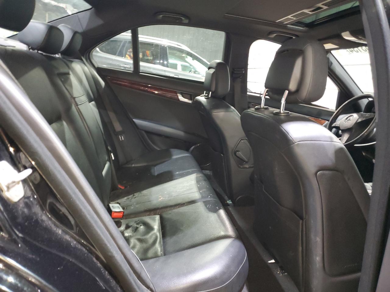 2011 Mercedes-Benz C-klasse VIN WDDGF8BB3BF647377 Copart auction photo, all over damage thumbnail 10