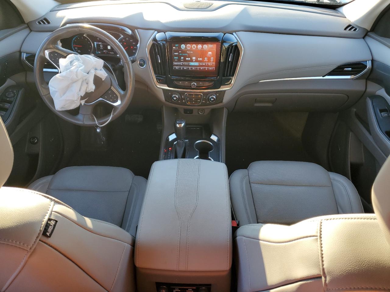2018 Chevrolet Traverse VIN 1GNERKKW3JJ226903 Copart auction photo, front end damage thumbnail 8