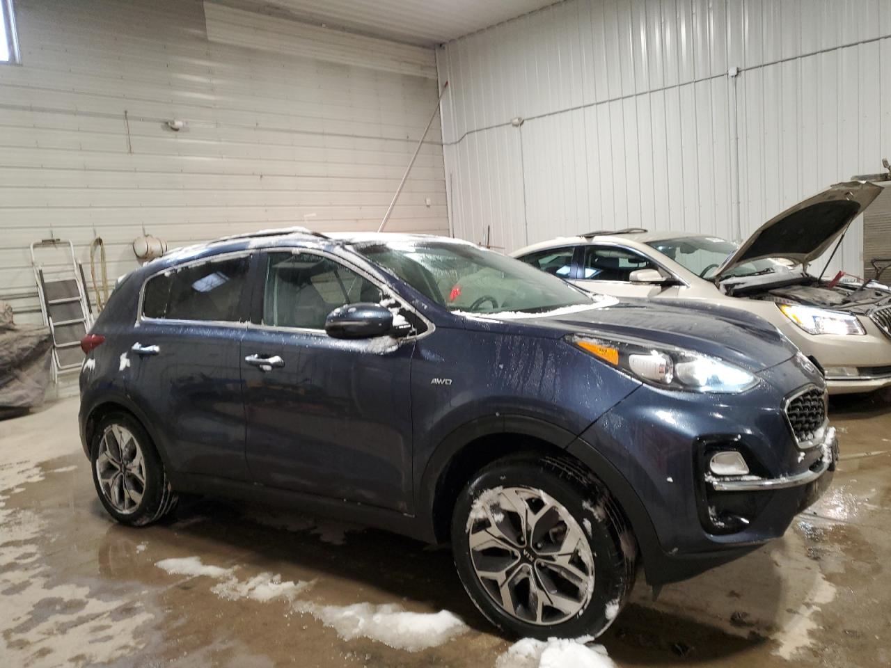 2021 KIA Sportage VIN KNDPNCAC6M7845409 Copart auction photo, front end damage thumbnail 4