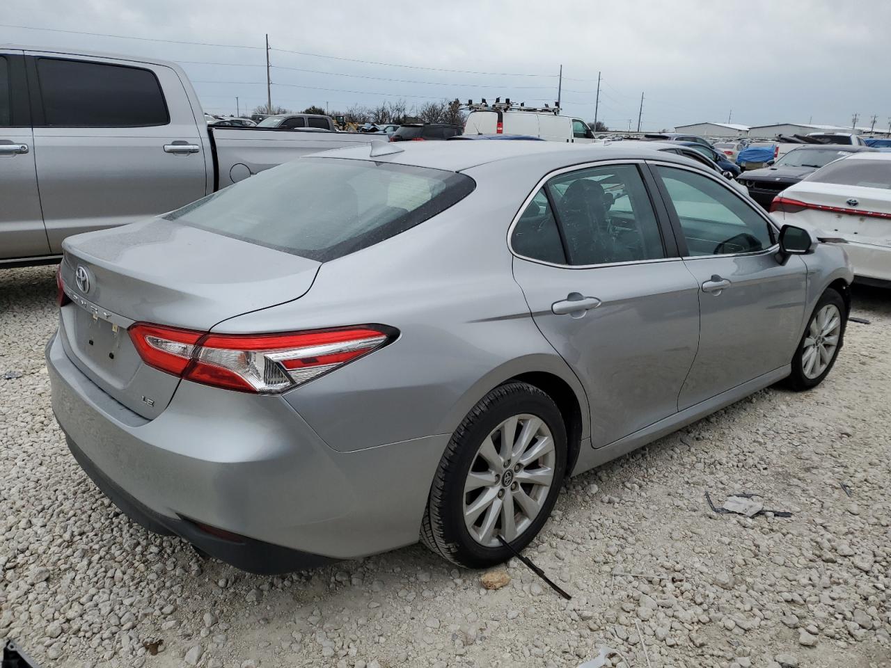 2019 Toyota Camry VIN 4T1B11HK8KU725807 Copart auction photo, front end damage thumbnail 3