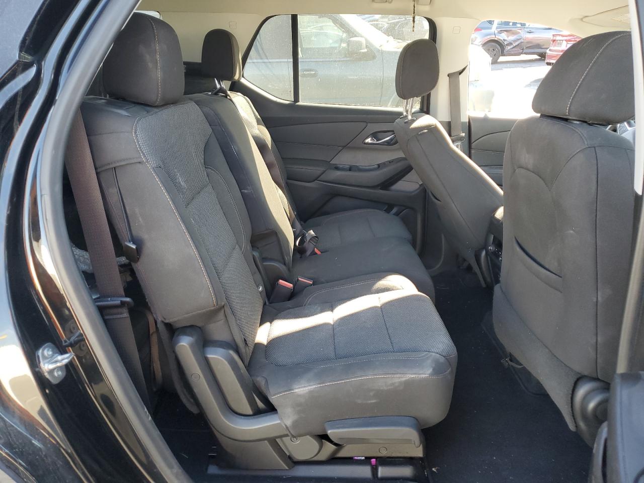 2019 Chevrolet Traverse VIN 1GNERFKW3KJ285328 Copart auction photo, front end / undercarriage damage thumbnail 11