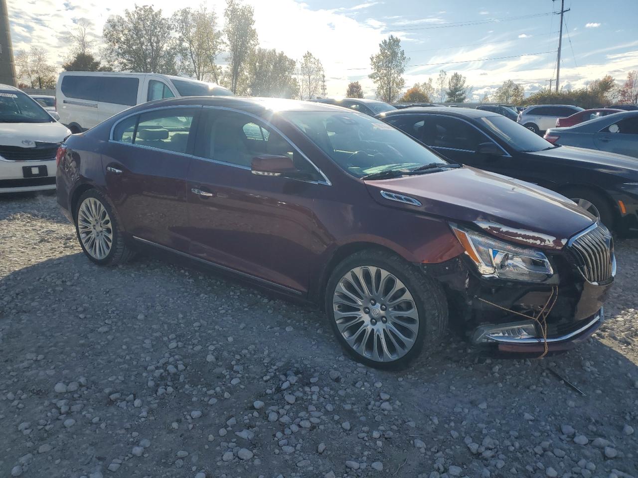 2015 Buick LaCrosse VIN 1G4GF5G31FF226818 Copart auction photo, front end damage thumbnail 4