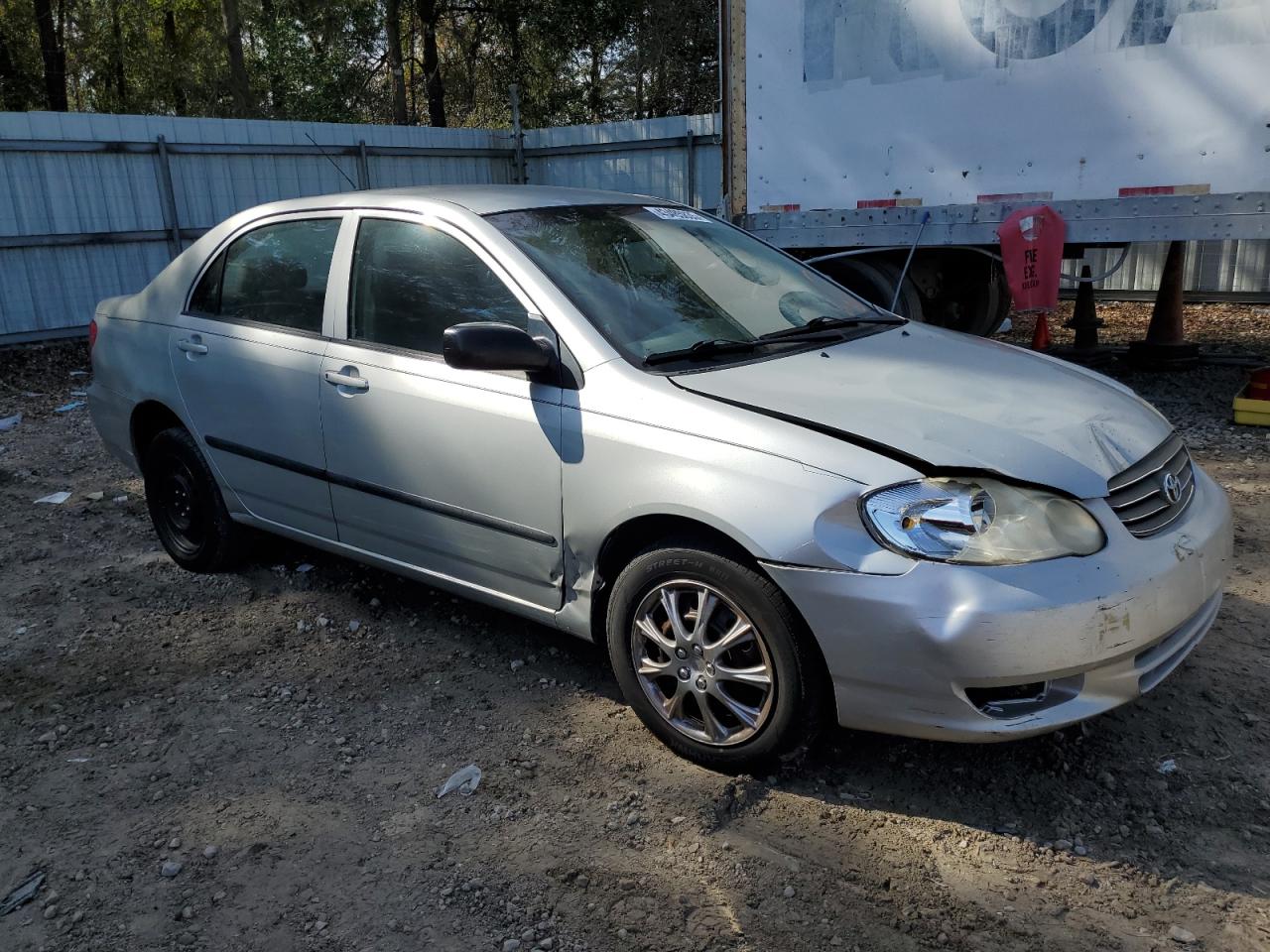 2004 Toyota Corolla VIN 1NXBR32E14Z255632 Copart auction photo, front end damage thumbnail 4