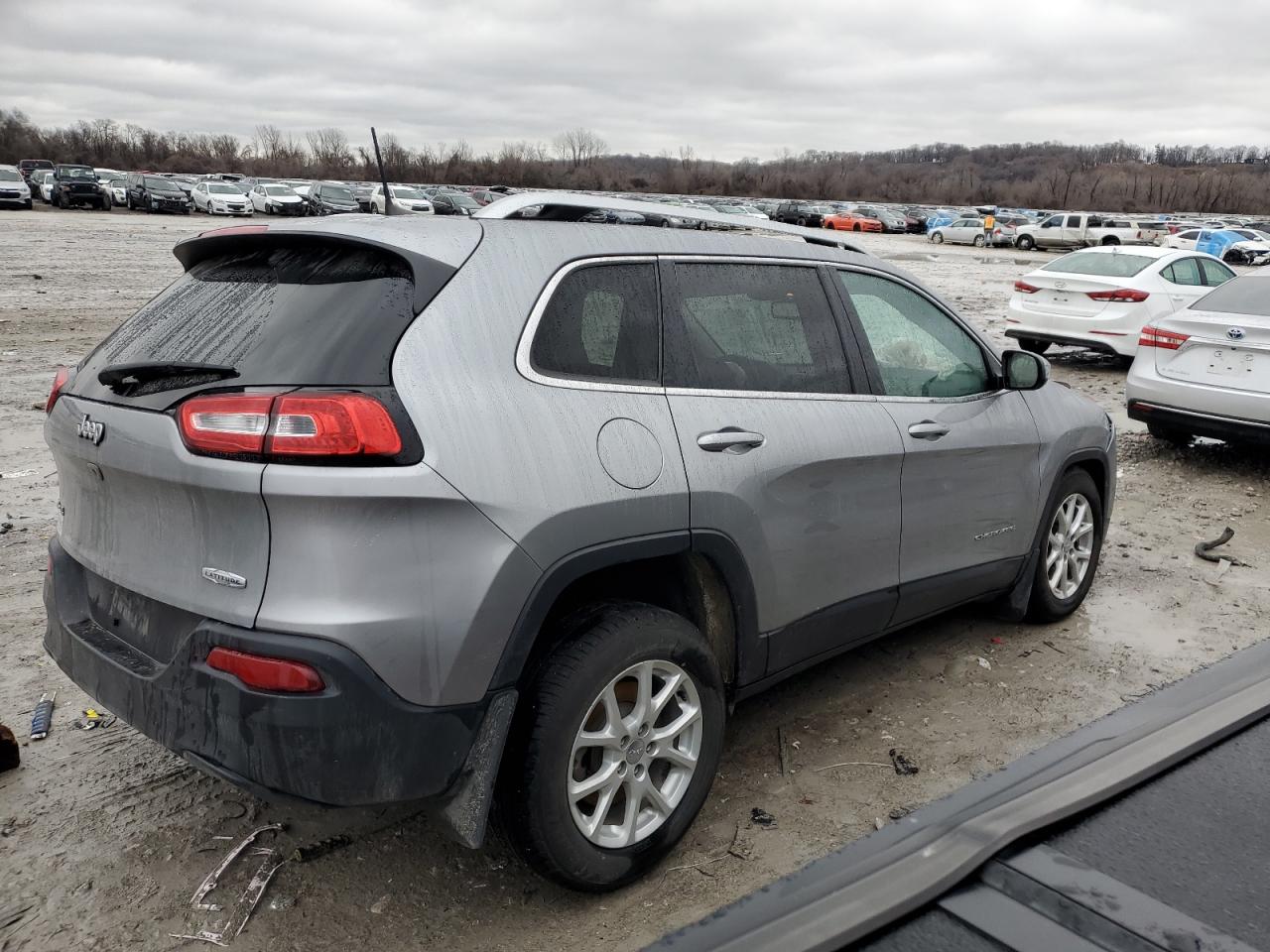 2017 Jeep Grand Cherokee VIN 1C4PJMCB9HW580406 Copart auction photo, front end / side damage thumbnail 3