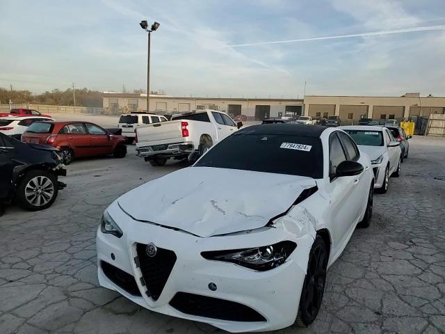 2021 Alfa Romeo Giulia VIN ZARFANBN6M7643954 Copart auction photo, front end / minor dent/scratches damage thumbnail 10